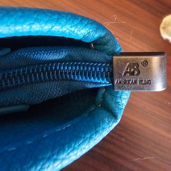 American Bling turquoise with matching wallet/crossbody - Picture 5 of 10